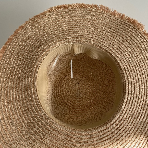 NWOT Straw Hat - Picture 4 of 4